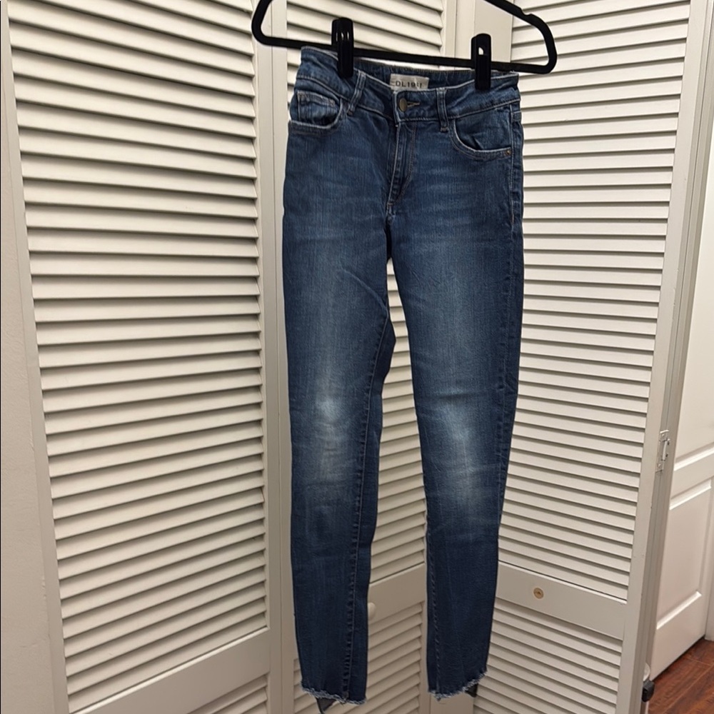 DL1961 Blue Skinny Jeans with Stretch and Vintage Wash